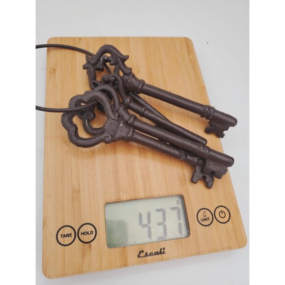 Cast iron SKELETON KEYS, Cast ring, Cast decor, old jailer keys, realtor gift, - Picture 9 of 10